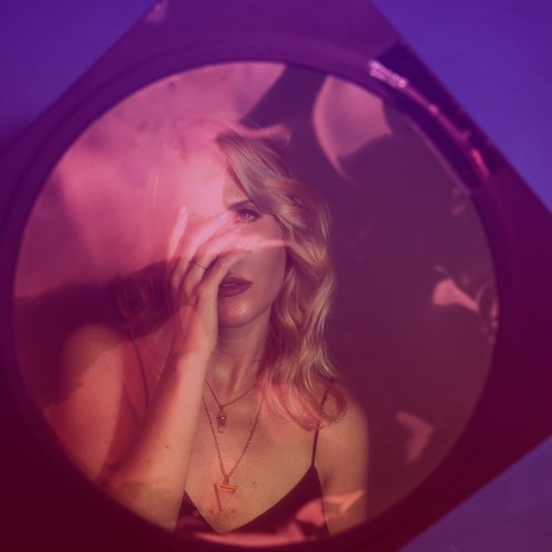 Laura Escudé